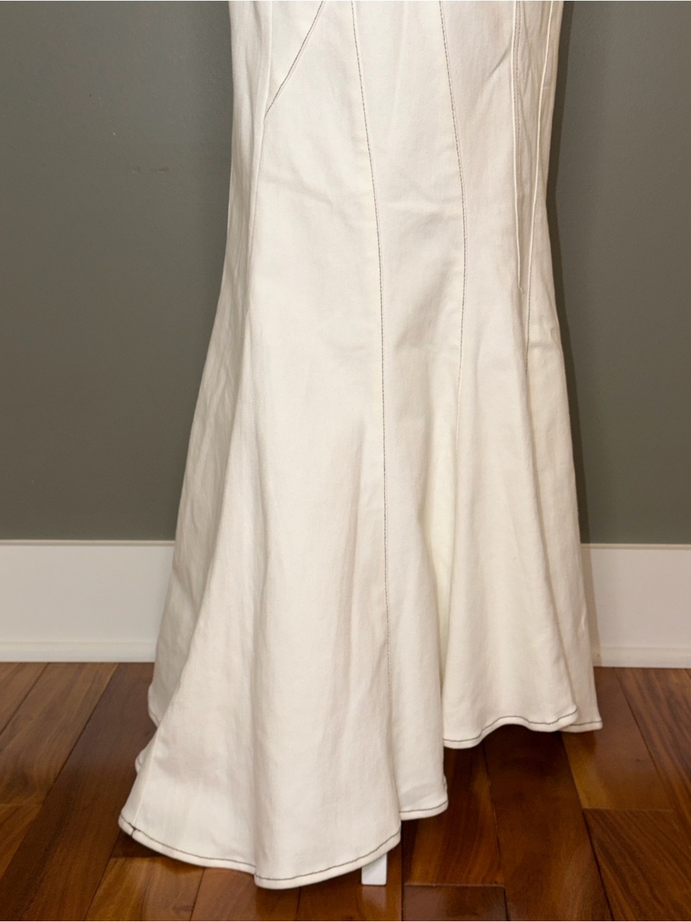 Canvas Apparel Cream Denim H/L Skirt Size Small - Picture 6 of 16